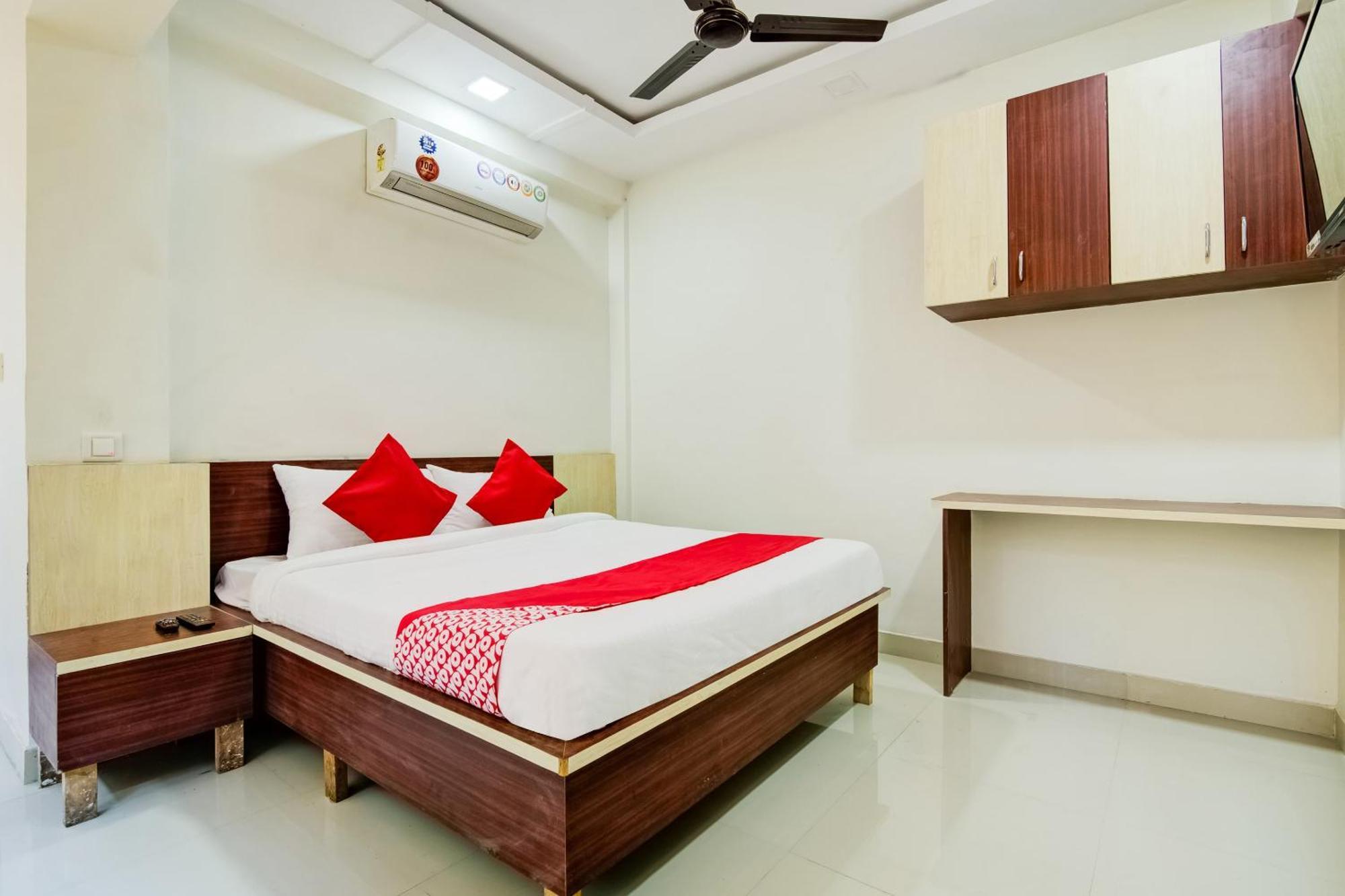 Hotel O Kunal Palace Navi Mumbai Buitenkant foto